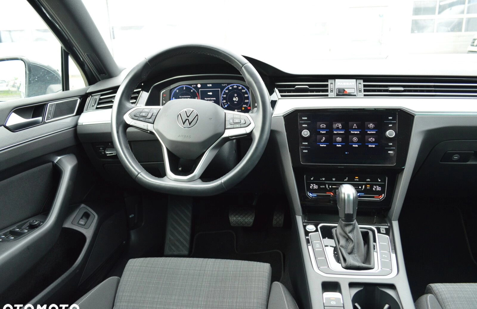 Volkswagen Passat cena 115900 przebieg: 79757, rok produkcji 2020 z Rzgów małe 466